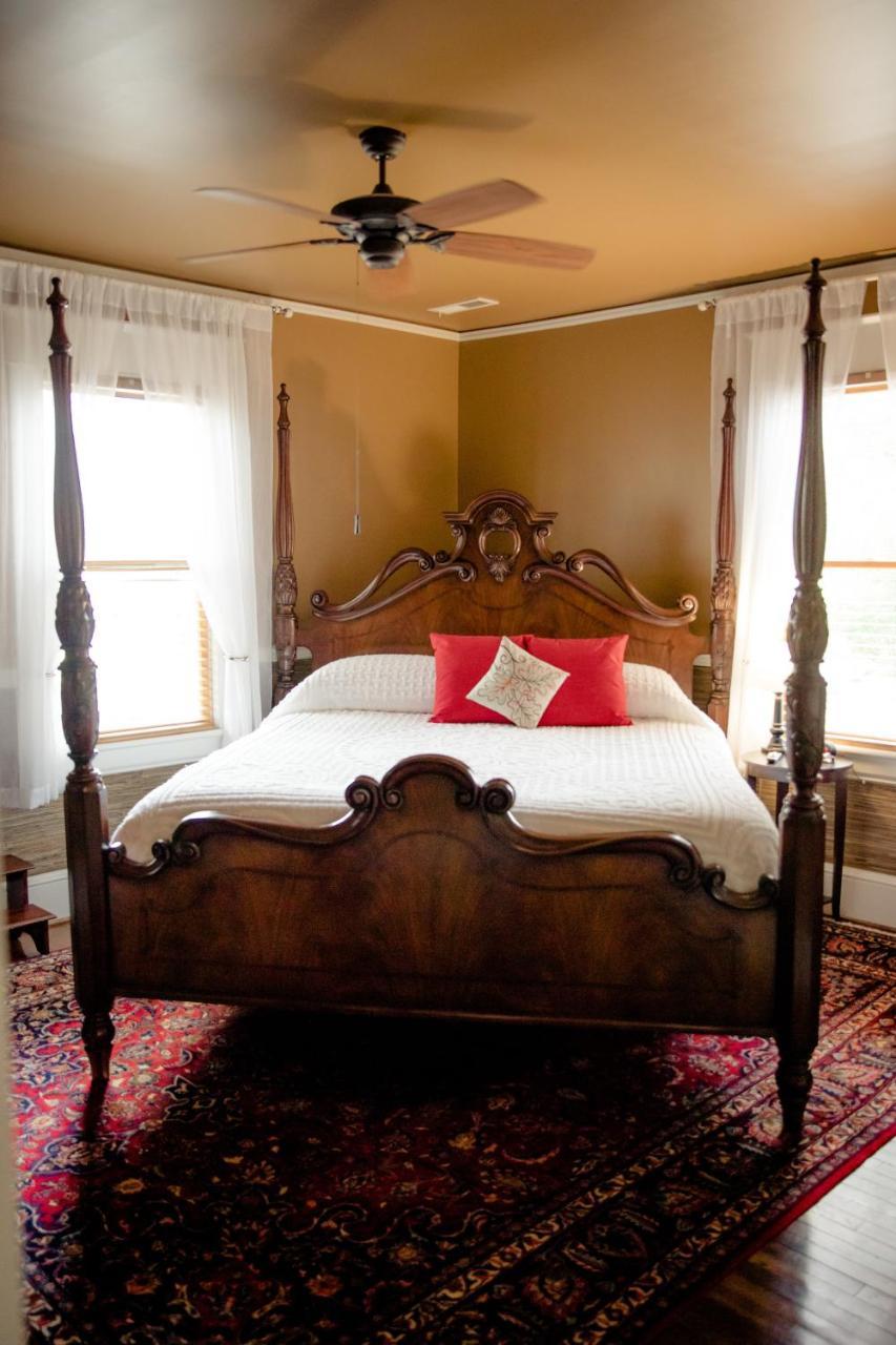 Black Lantern Inn Roanoke Extérieur photo
