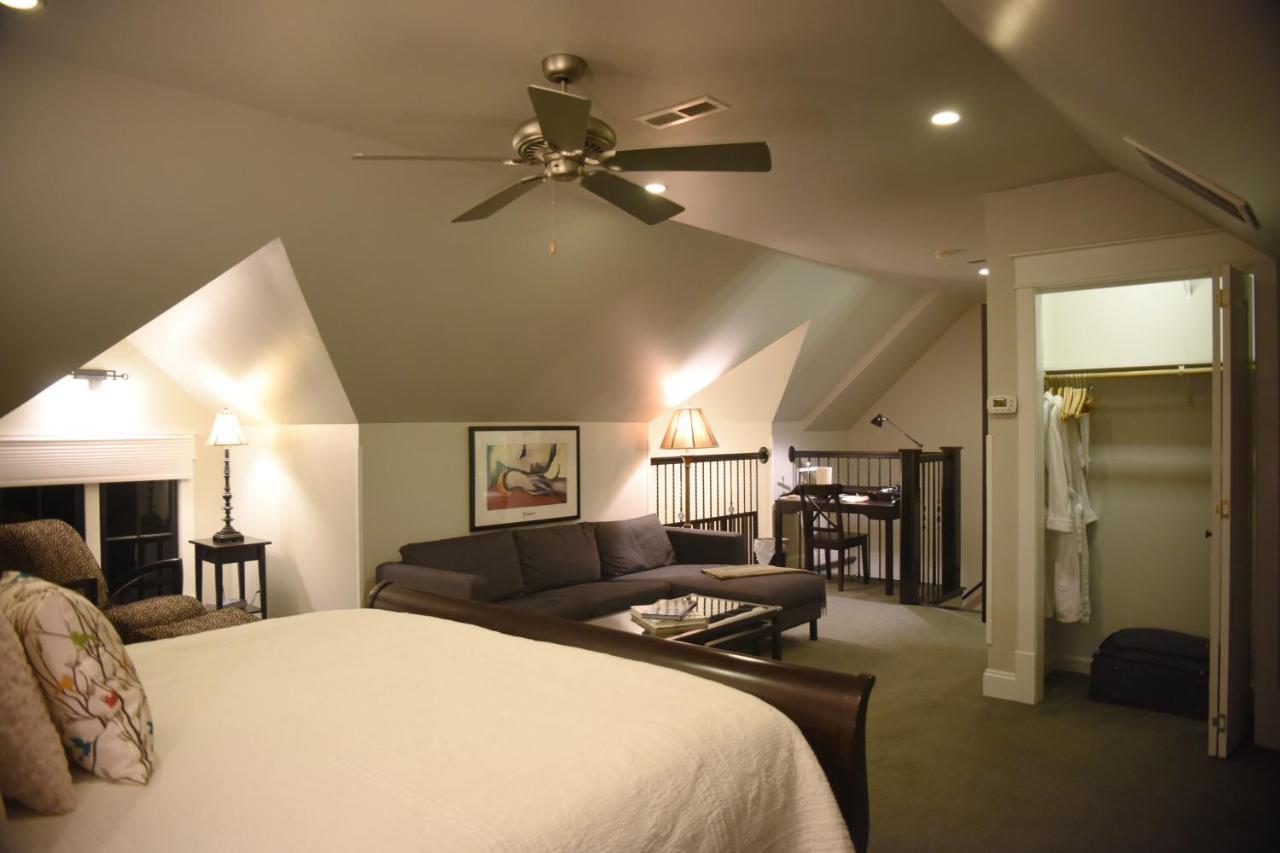 Black Lantern Inn Roanoke Extérieur photo